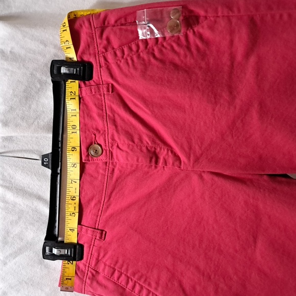NWT LIZ CLAIBORNE Womens Bermuda shorts Sz 8 Fuchsia colored - Picture 4 of 5